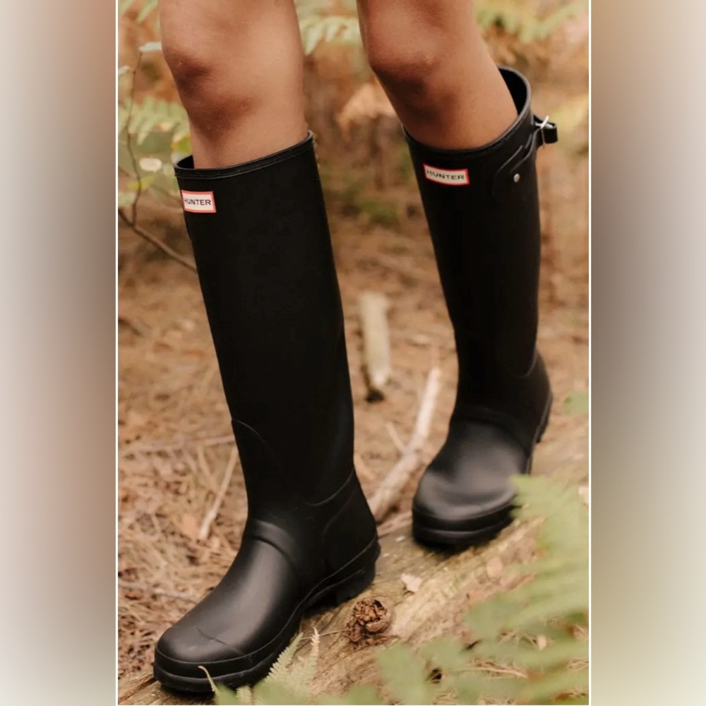 Hunter original tall matte rain boot size women’s 8